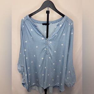 Jane and Delancey Light Chambray Blue Heart-Print Henley Tunic